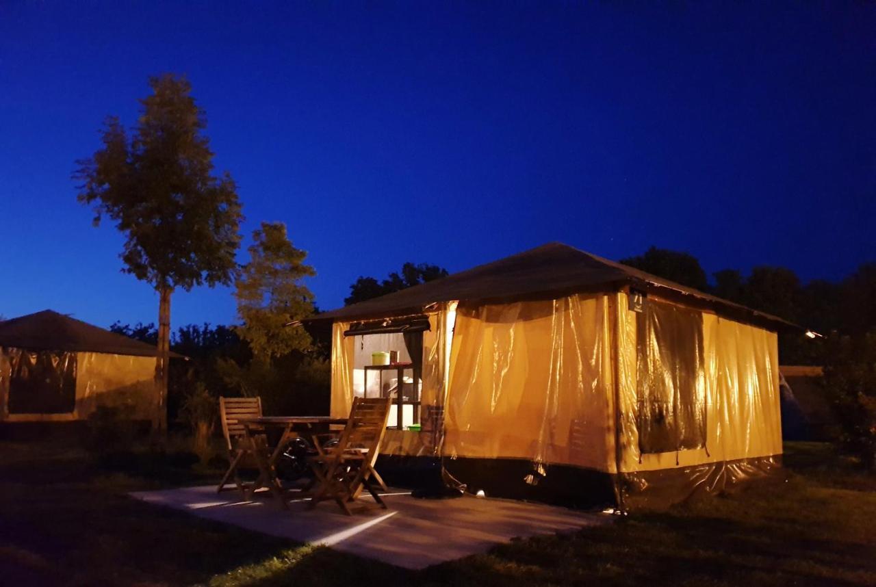 Camping Aquarev Hotel Loudeac Luaran gambar